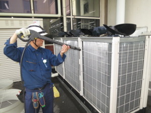 室外機の洗浄